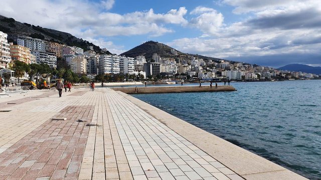 Për 9 muaj turizmi solli 1.9 miliardë Euro të ardhura