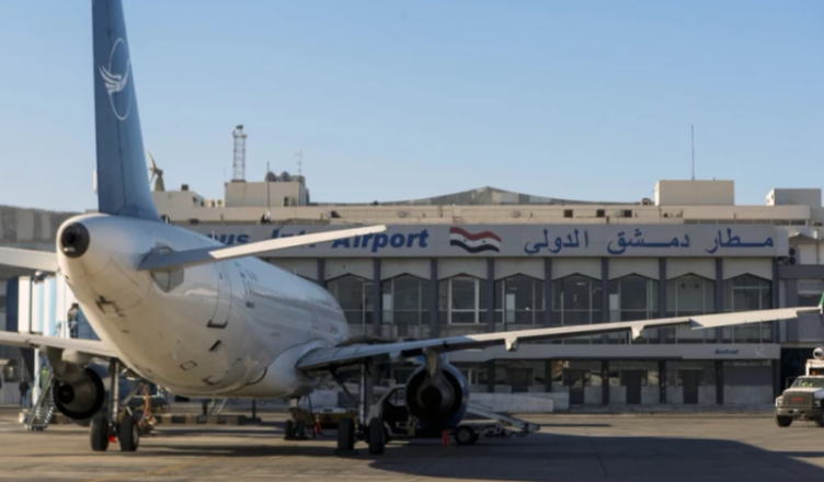 Aeroporti i Damaskut rihapet për herë të parë që nga rënia e Assadit