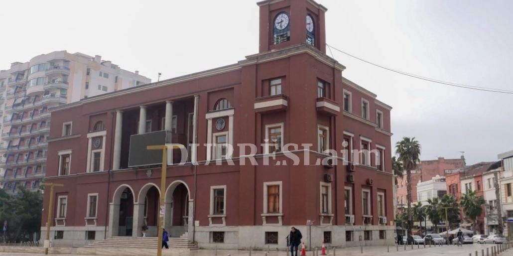 EMRAT/ 3 shorte publik më datë 9 janar në bashkinë Durrës, listat e familjeve përfituese