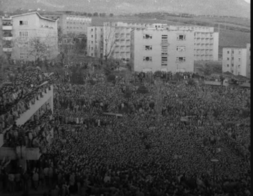 Ambasada amerikane, “mesazh” të qartë këtë 8 dhjetor