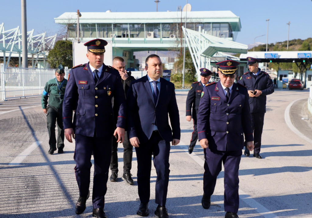 Hoxha dhe Proda inspektim në Kakavijë: Masa për përballimin e fluksit