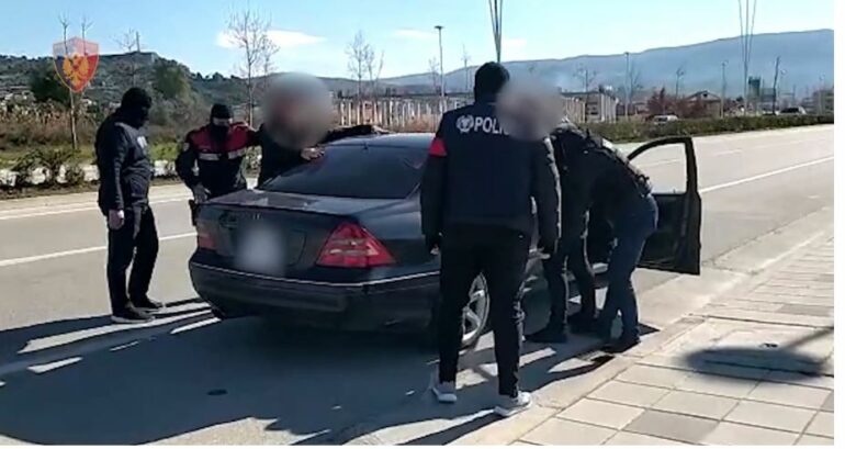 Policia e Vlorës operacion blic, shoqërohen disa persona