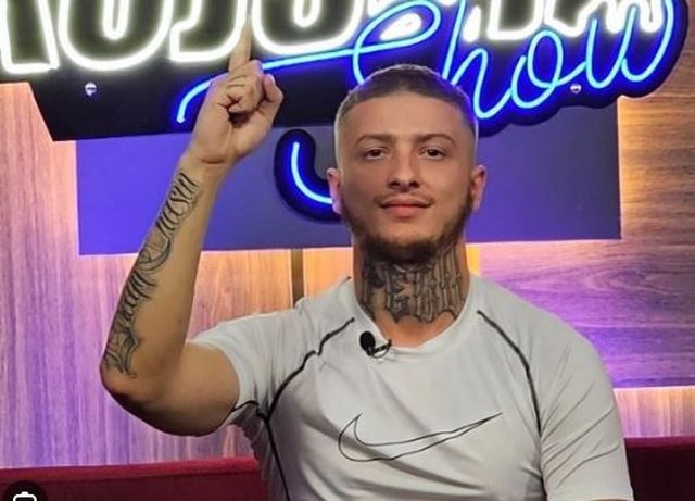 Fero martohet për herë të dytë, ndan lajmin në rrjetet sociale (FOTO)