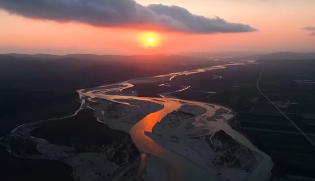 Vjosa, i vetmi Park Kombëtar i një lumi të egër në Evropë, Rama ndan pamje