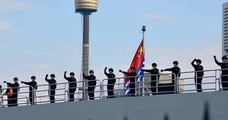 Anijet kineze i “afrohen” Sidnejt, Australia vë menjëherë në veprim flotën e saj