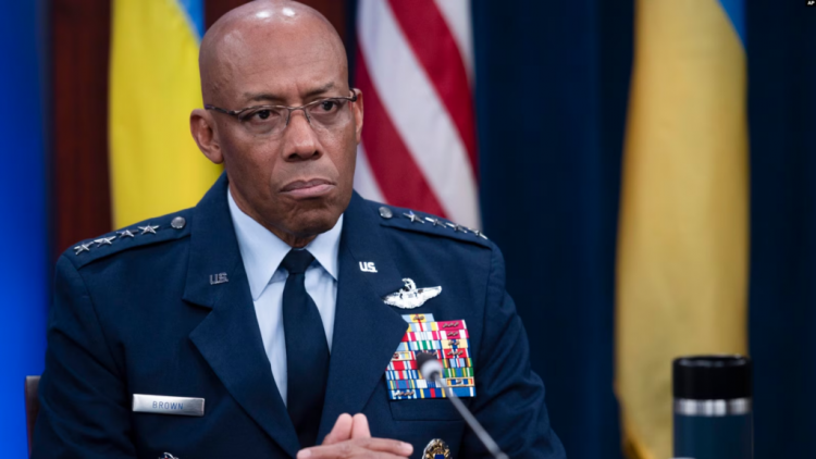 Trump shkarkon shefin e shtabit, Gjeneralin CQ Brown