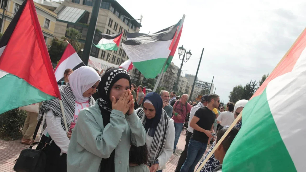 Armëpushimi në Gaza, 15 të burgosur palestinezë të liruar nga Izraeli mbërrijnë në Turqi