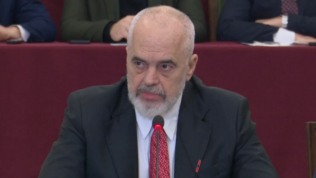 &#8220;Mos u sillni si redaksi portalesh&#8221;/ Rama-prokurorëve të SPAK: Mos furnizoni miletin me sekrete hetimore!