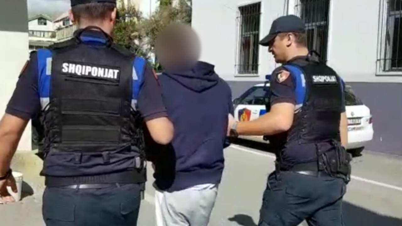 Tentoi të hynte në Shqipëri, arrestohet në Morinë 30-vjeçari në kërkim për trafik droge 