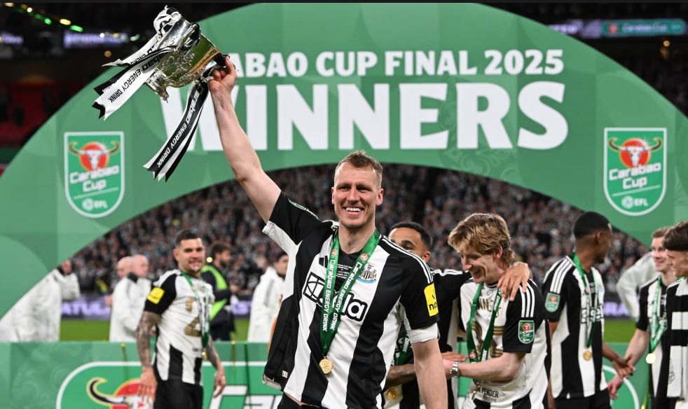 I dha trofeun e parë në 7 dekada Njukasëllit, Bërn: Nuk do fle, se mos zgjohem