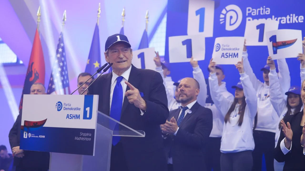 Berisha në Dibër: Të ishte për burrecin e gjatë, Rruga e Kombit nuk do ndërtohej kurrë! Pse e zgjati 12 vite?