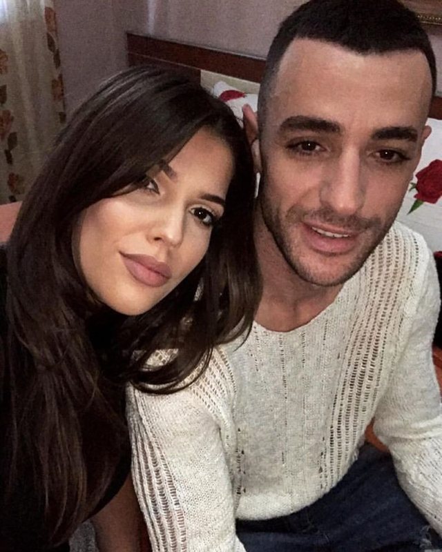 Ribashkohet çifti? Kejsi shfaqet në videoklipin më të ri të Stresit: Sa t&#8217;kam dasht