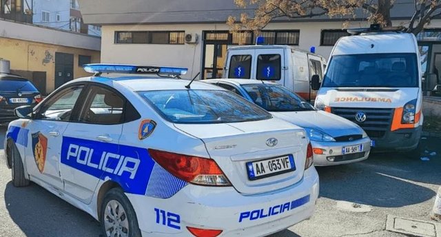 29-vjeçarja plagos me thikë bashkëshortin pas sherrit, shpallet në kërkim