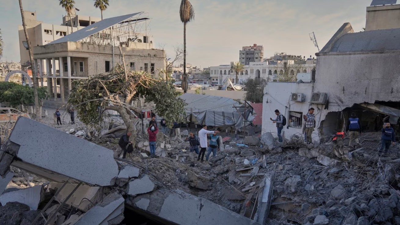 Pas dy muajsh armëpushim, Izraeli nis sulmet në Gaza