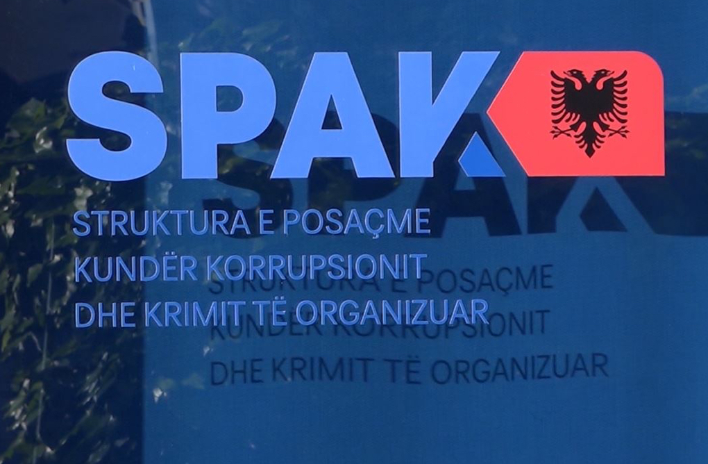 SPAK çon në gjykatë 27 të pandehur për trafik emigrantësh dhe korrupsion/ Zbulohet një rrjet kriminal ndërkombëtar