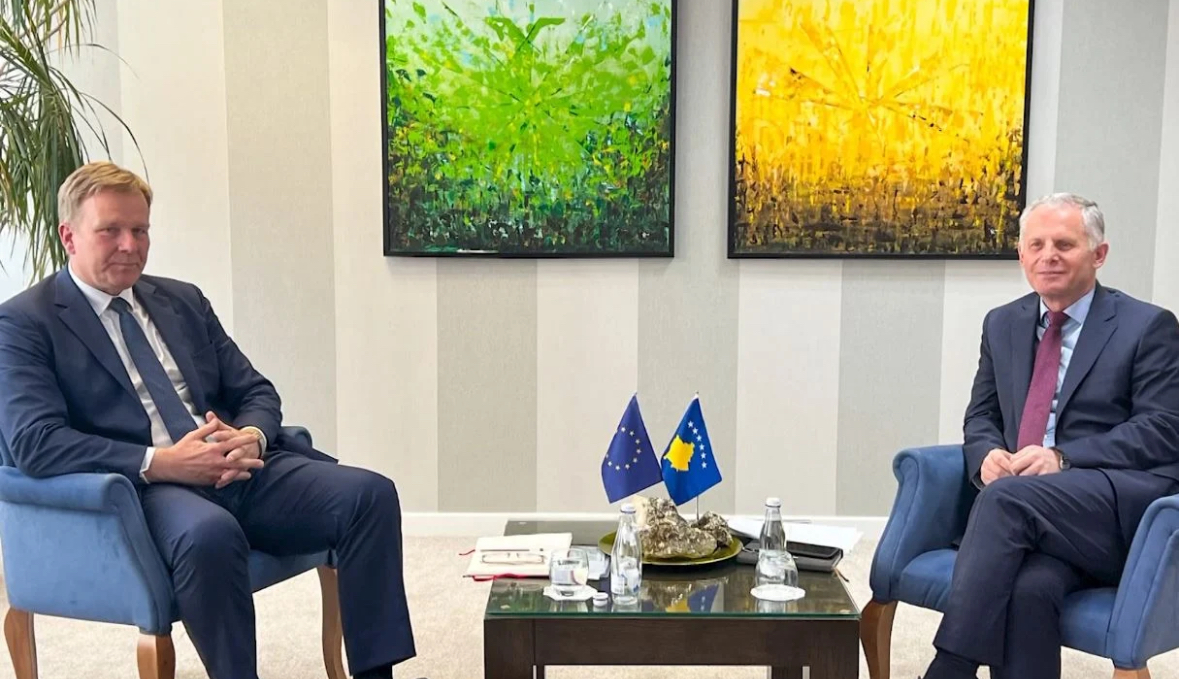 I dërguari i BE në Kosovë! Sorensen takon Bislimin: Po punojmë në kuadër të dialogut, do shkoj edhe në Beograd
