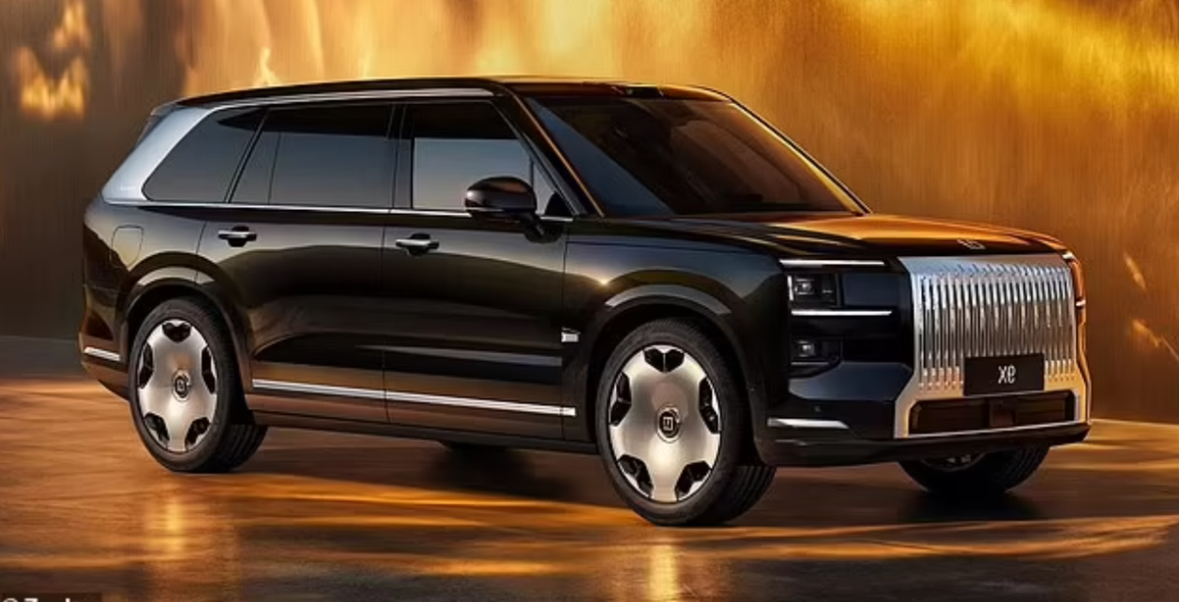 Kina sfidon gjigantët e luksit, prezanton makinën që krahasohet me Rolls-Royce Cullinan, por me çmim shumë më të lirë