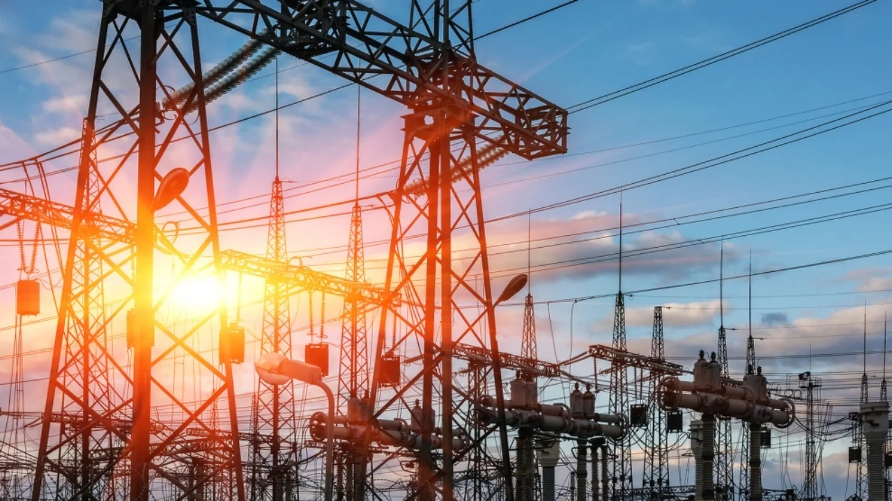 Miratohen tarifat e reja për energjinë elektrike në Kosovë, hyjnë në fuqi nga 1 maji