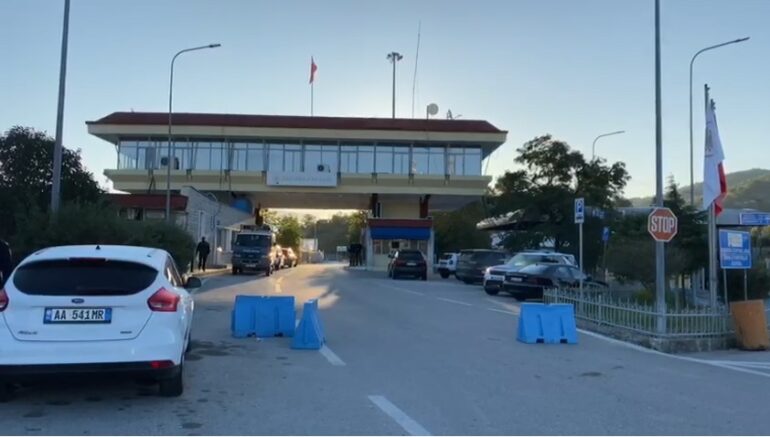 I dënuar me 12 vite burg për grabitje në Greqi, shqiptari kapet në kufi