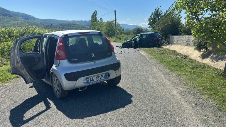 Aksident i rëndë në Lezhë! Plagosen 5 persona, njëri prej tyre dërgohet drejt Traumës