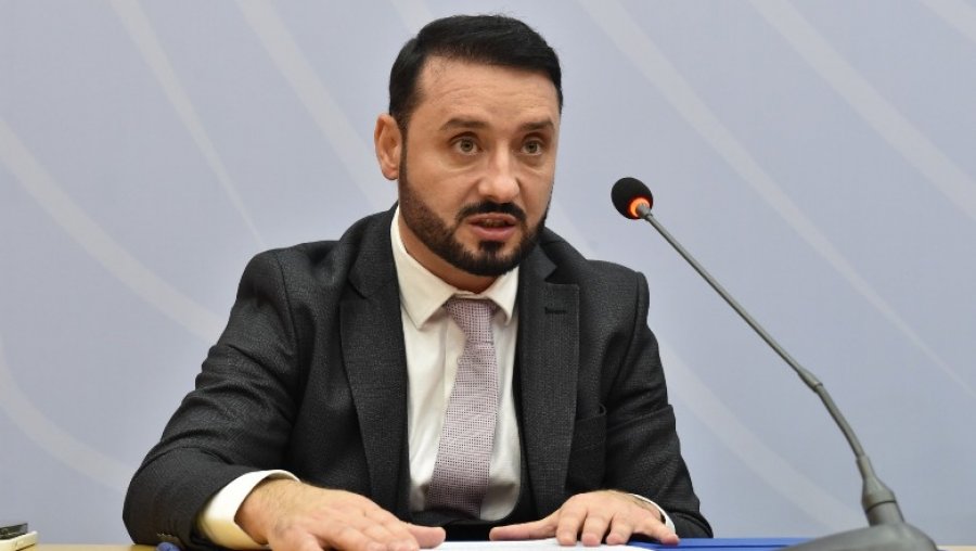 Gjykata e Tiranës heq masën e pezullimit nga detyra për drejtorin e AMP Florian Sulejmani