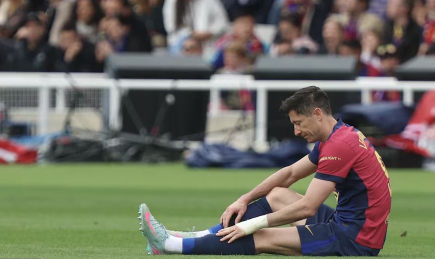 Barcelona humb Levandovskin për duelet me Realin dhe Interin