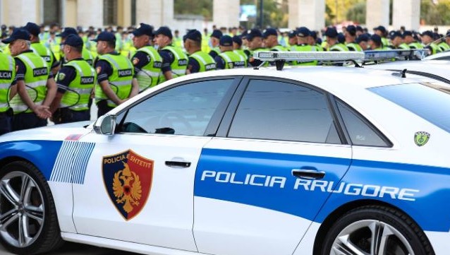 Drejtori i Policisë Rrugore u ndalua nga SPAK, ja kush e zëvendëson Roven Zekën përkohësisht në detyrë