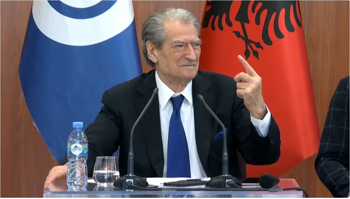 “Do 4-5 fishojmë subvencionin për fermerët”, Berisha: Sektori i bimëve mjekësore u godit nga narko-euro
