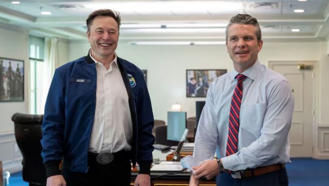 Elon Musk viziton Pentagonin, pritet nga Sekretari amerikan i Mbrojtjes Pete Hegseth