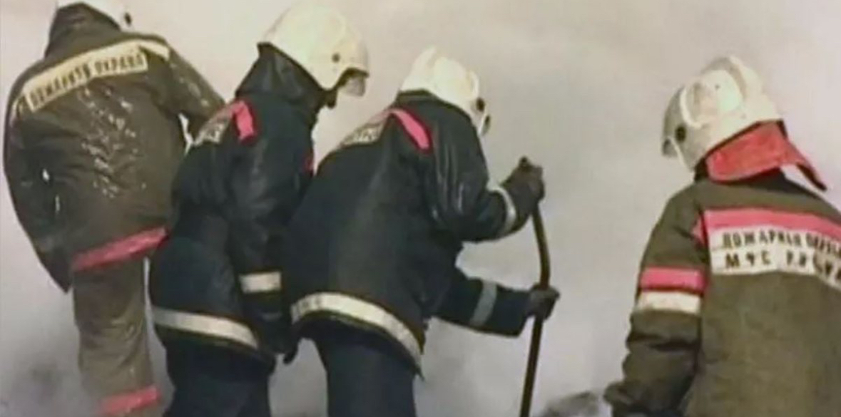 Ngjarje e rëndë në Siberi, pesë adoleshentë vriten dhe katër të tjerë plagosen, autori vdes mes flakëve 