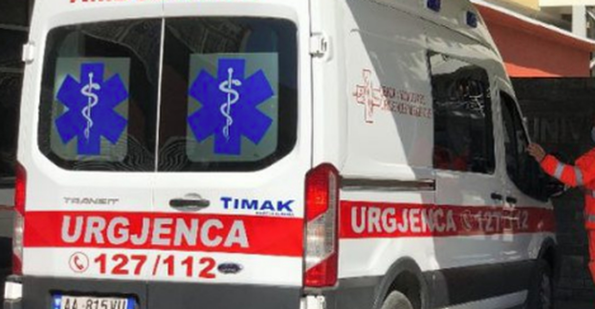 Aksident zinxhir në Fier, përplasen katër automjete, disa të plagosur