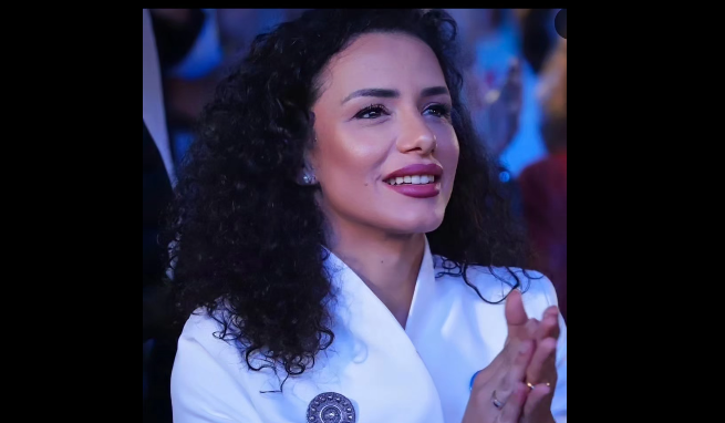 Jola Hysaj reagon ashpër ndaj situatës politike: &#8220;Strategjia e Ramës është &#8220;Përça dhe Sundo&#8221;