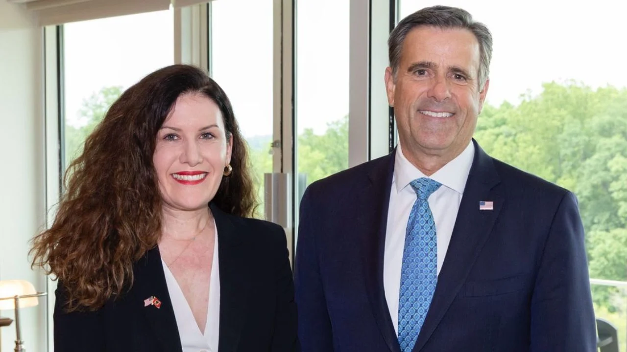 Drejtoresha e SHISH, Vlora Hyseni, takim kokë më kokë me drejtorin e CIA-s