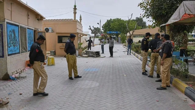 Të burgosurit në Pakistan përfitojnë nga kaosi i tërmetit/ 200 prej tyre arratisen në mesnatë, shkëmbim zjarri me policinë, arrestohen sërish disa persona