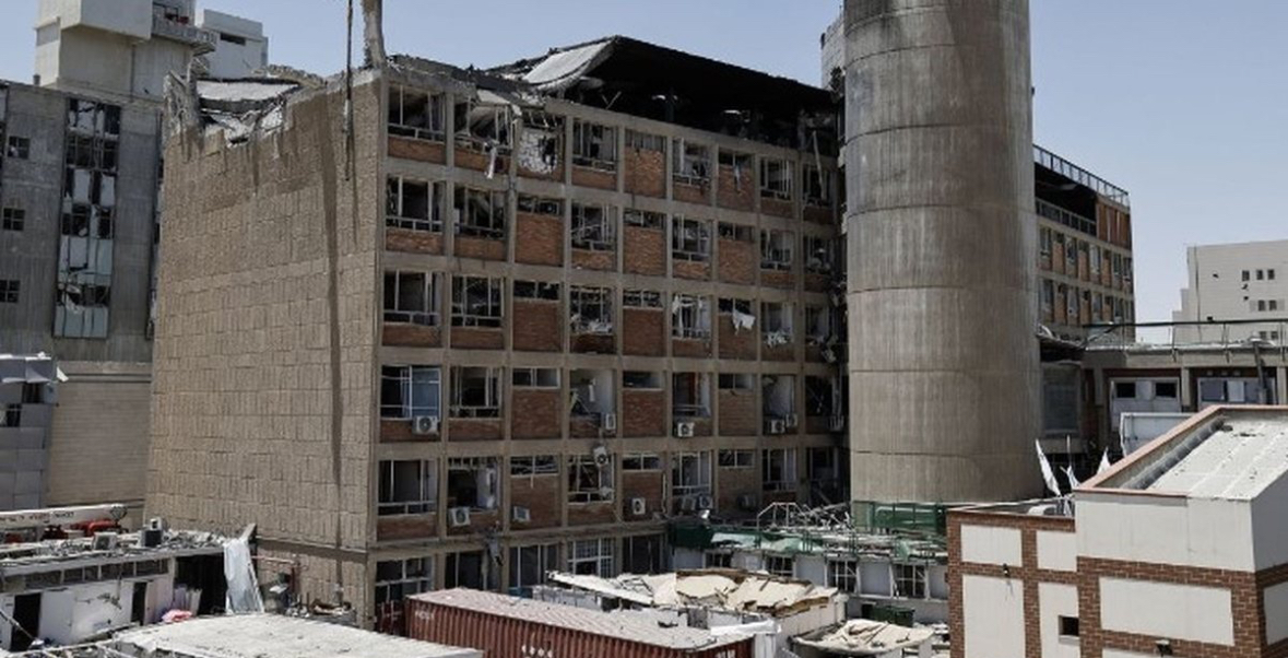 Irani iu kërkon qytetarëve izraelitë të largohen nga objektet ushtarake 