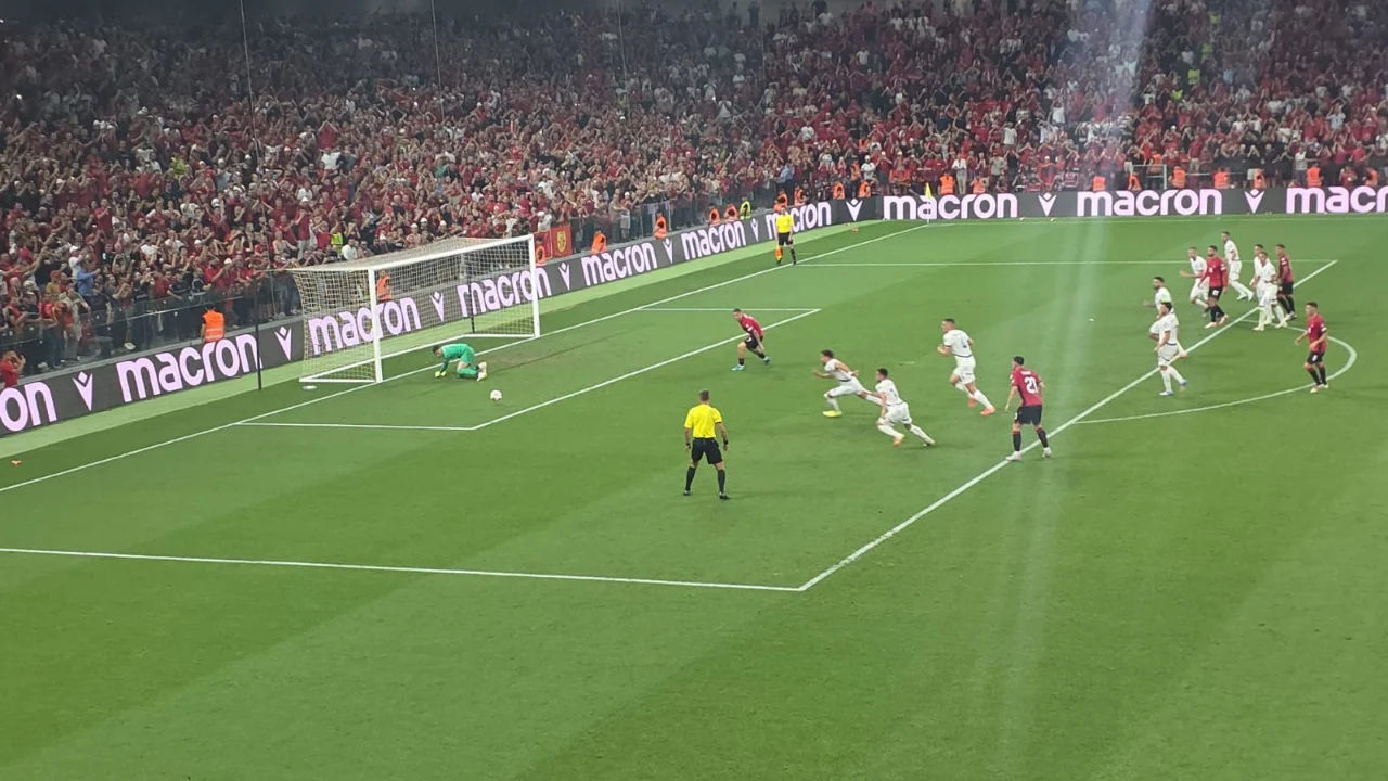  Shqipëria barazon mes drithërimash në “derbin” e Ballkanit