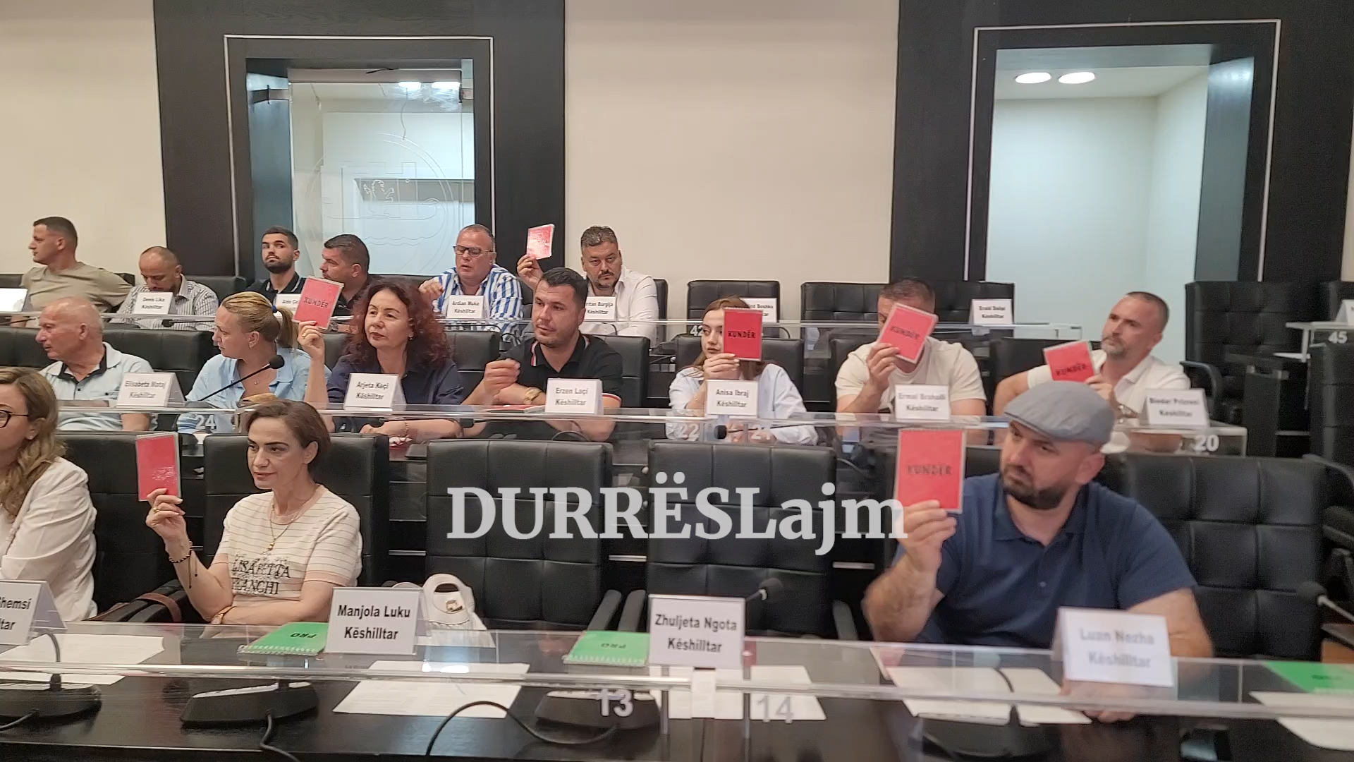 Rindërtimi në Durrës mbetet ende një pikë e &#8220;nxehtë&#8221; (VIDEO)