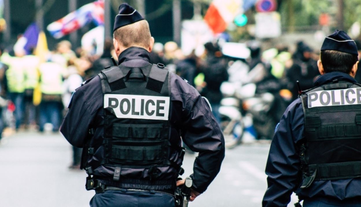 Nxënësi vret punonjësen e shkollës me thikë në Francë