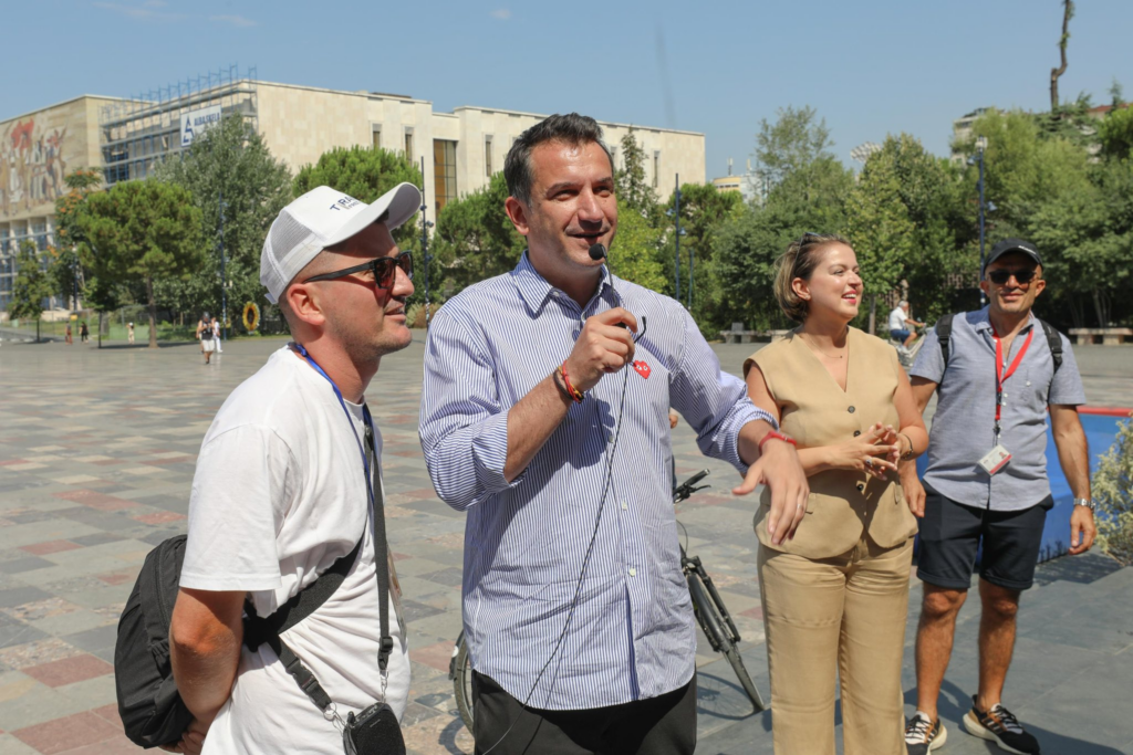 Në qeli prej katër muajsh, Erion Veliaj krenar për Tiranën: Po gëlon nga turistët!