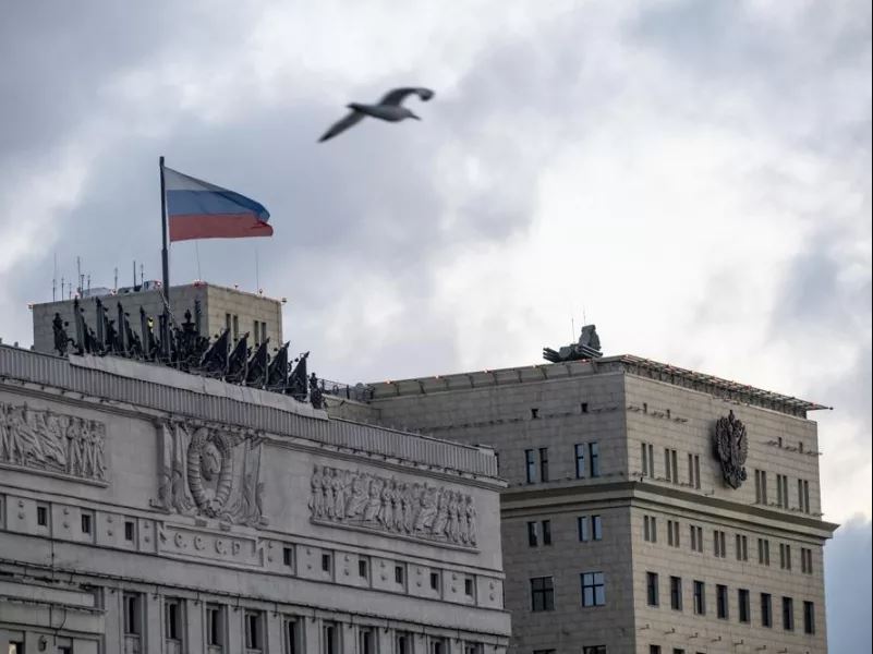 Rusia konfirmon dorëzimin e 6,060 kufomave të ushtarëve ukrainas dhe planifikon kthimin e më shumë trupave