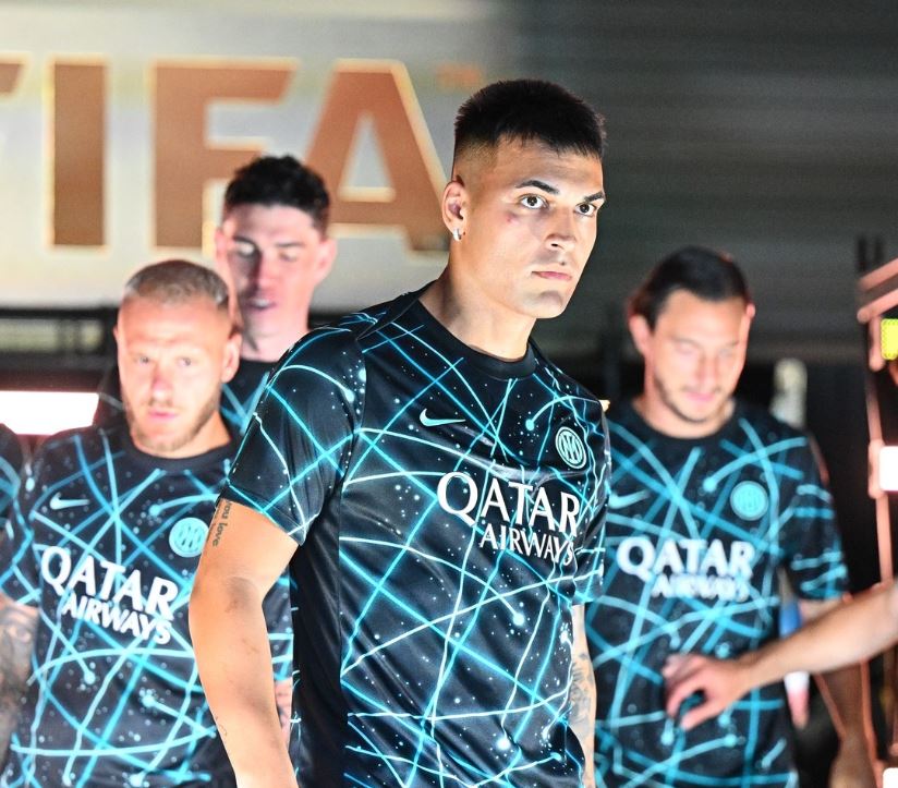 Takim kokë më kokë, ngrihen tonet në hotelin e Interit