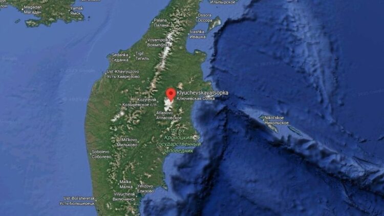 Rusi/ Pas tërmetit, shpërthen vullkani Klyuchevskoy