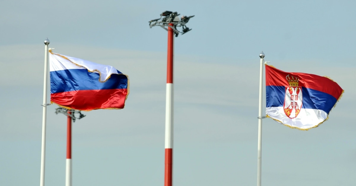 Ambasada ruse në Beograd: Për situatën në Serbi, zgjidhja vetëm sipas rregullave serbe