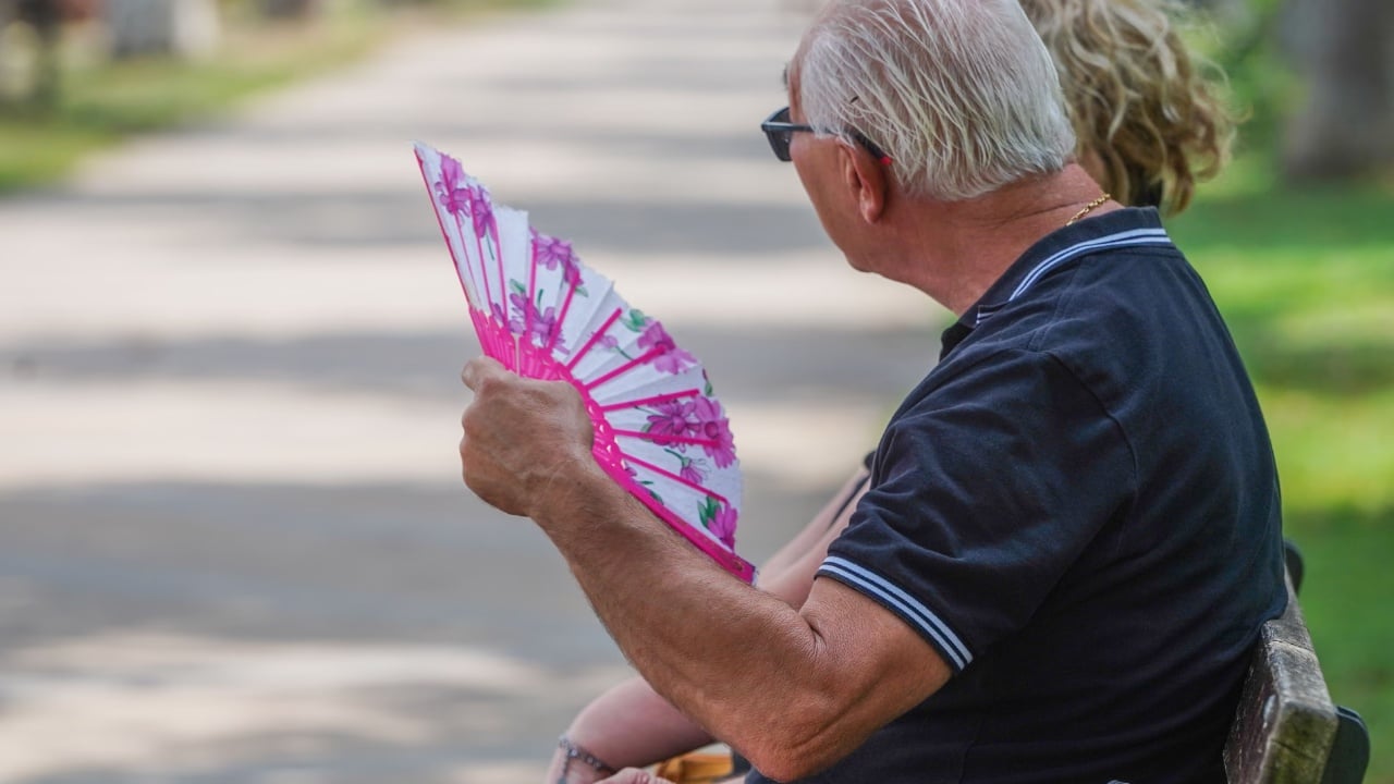 Zbulimi i ri: Valët e të nxehtit po na plakin më shpejt se duhani apo alkooli