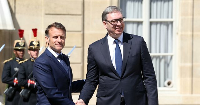 Macron dhe Vuçiç diskutojnë për dialogun Kosovë-Serbi dhe situatën në Bosnje