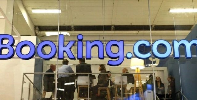 Mbi 10 mijë hotele në Evropë paralajmërojnë padi ndaj “Booking”