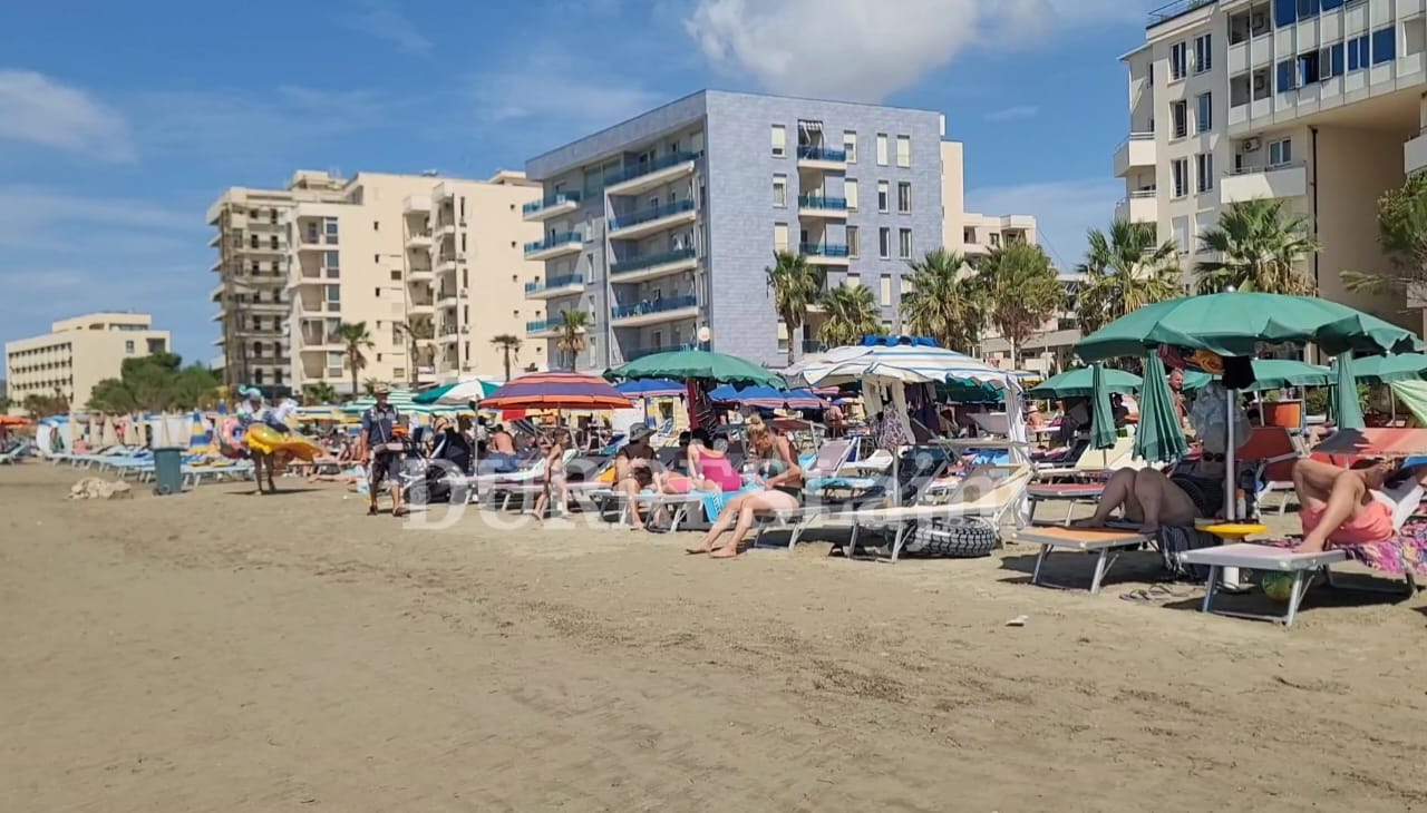Plazhit të Durrësit i rikthehen pushuesit (VIDEO)