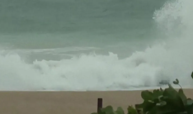 Vietnami në alarm nga tajfunët, urdhërohet evakuimi i 500 mijë banorëve! Parashikohen dallgë deri në 4 metra