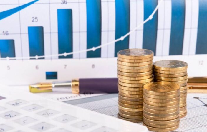 Treguesit e rrezikut të borxhit publik në rënie edhe në 2025, mbështetet nga forcimi i Lekut