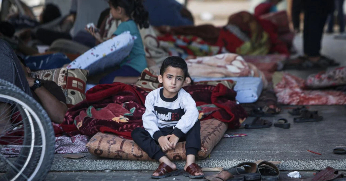 “Ata nuk munden të qajnë”, mjekja përshkruan vuajtjet e fëmijëve që po vdesin nga kequshqyerja në Gaza